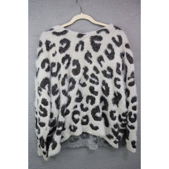 POL Soft 3/4 Sleeve Thick Eyelash Knit Sweater-Size Medium-Fluffy-Oversized - Picture 7 of 8